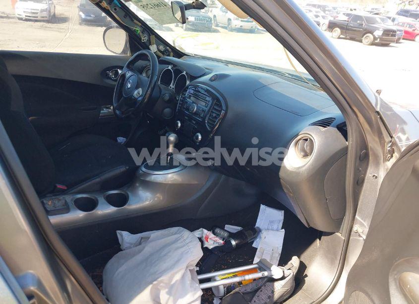 Photo 5 of 2012 Nissan Juke SV (VIN JN8AF5MR2CT102514)