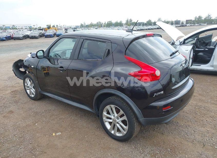 Photo 3 of 2014 Nissan Juke SL (VIN JN8AF5MR2ET355318)