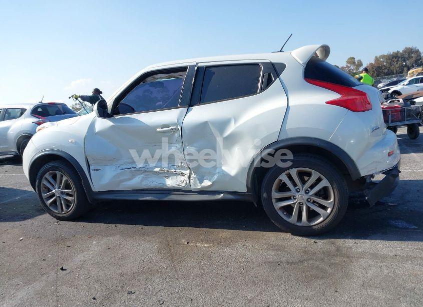 Photo 14 of 2014 Nissan Juke SV (VIN JN8AF5MR2ET362110)
