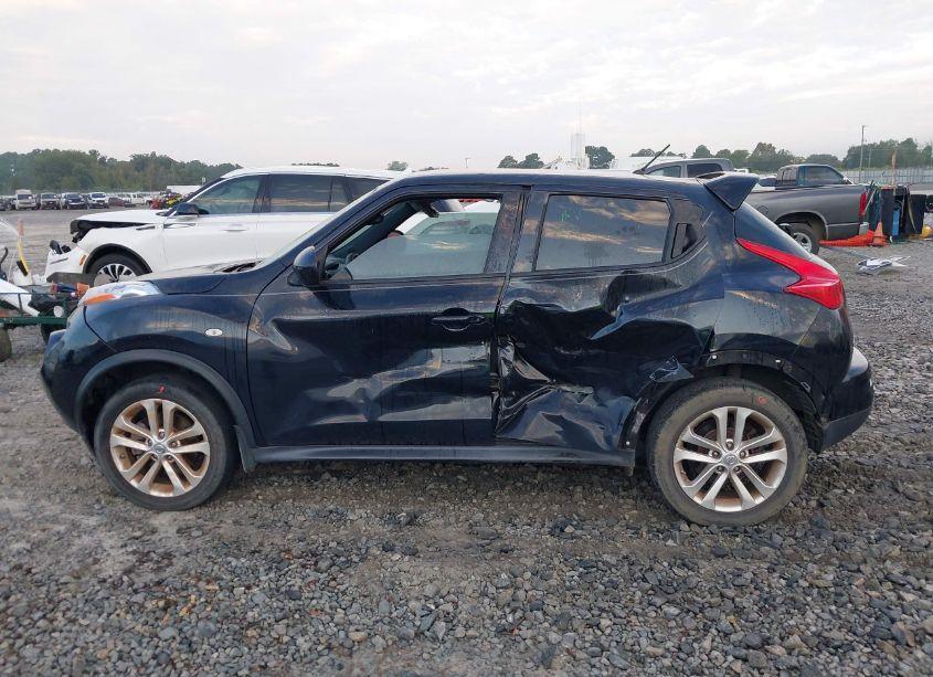 Photo 14 of 2014 Nissan Juke S (VIN JN8AF5MR2ET452616)