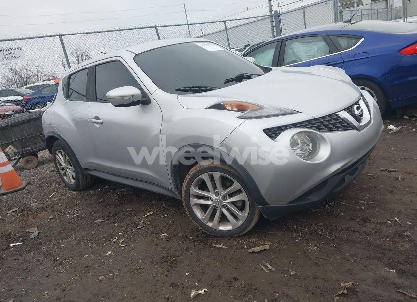 2017 Nissan Juke S (VIN JN8AF5MR2HT704921) main photo