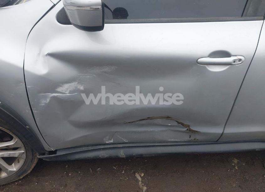 Photo 6 of 2017 Nissan Juke S (VIN JN8AF5MR2HT704921)