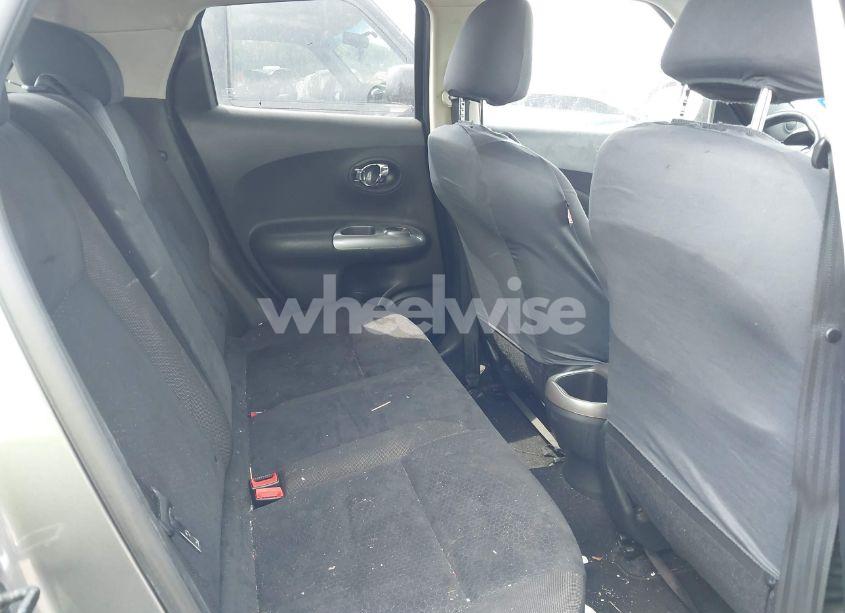 Photo 8 of 2011 Nissan Juke SV (VIN JN8AF5MR3BT009743)