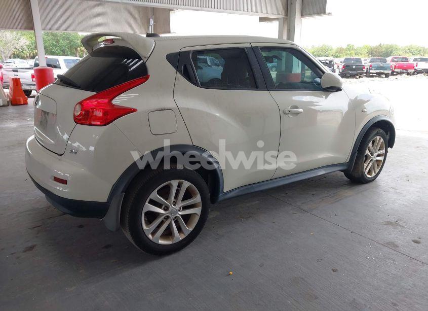 Photo 4 of 2011 Nissan Juke SV (VIN JN8AF5MR3BT014165)