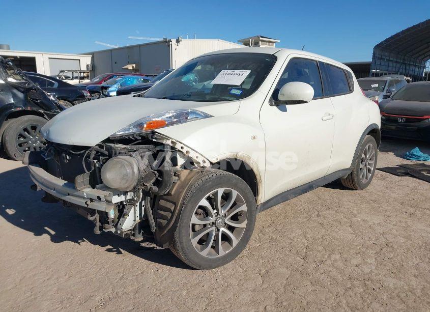 Photo 2 of 2011 Nissan Juke SV (VIN JN8AF5MR3BT022492)