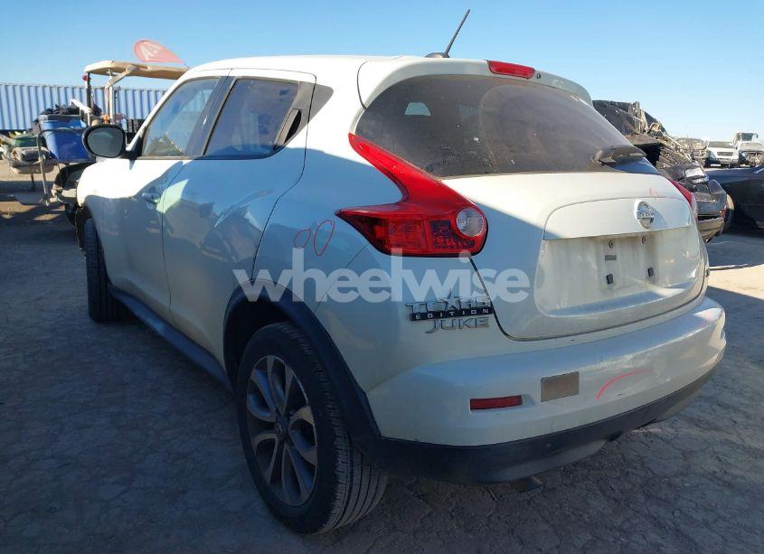 Photo 3 of 2011 Nissan Juke SV (VIN JN8AF5MR3BT022492)