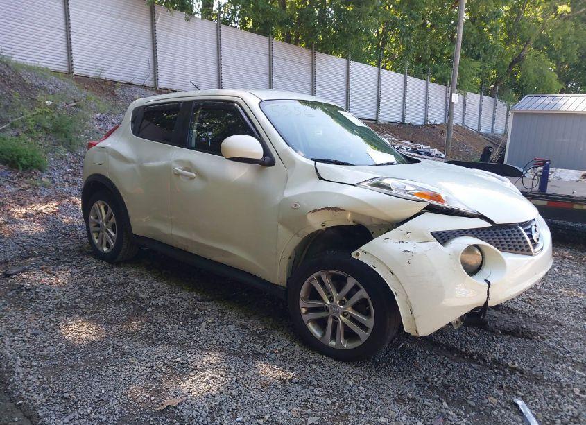2012 Nissan Juke S (VIN JN8AF5MR3CT105356) main photo