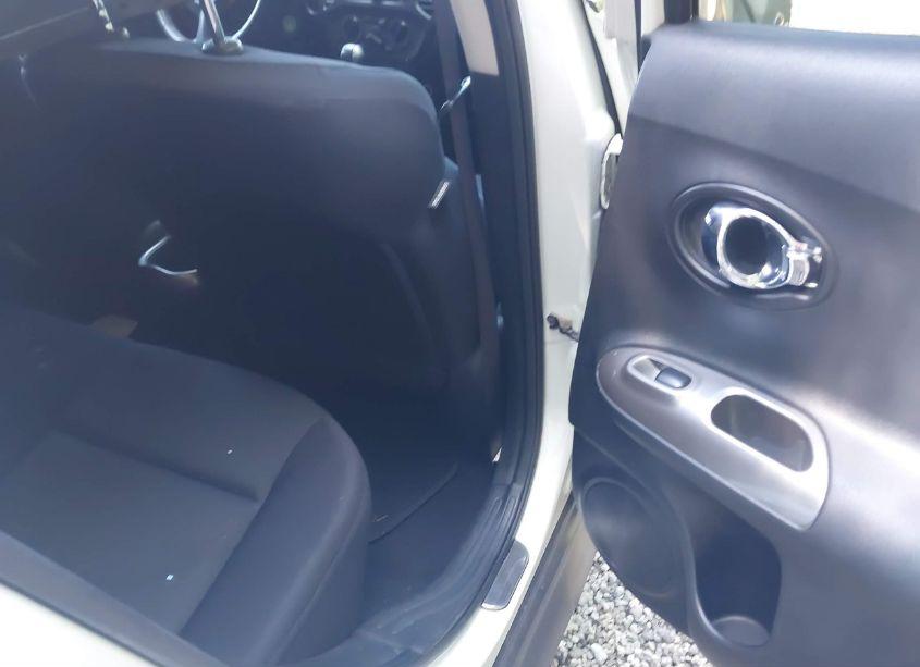 Photo 8 of 2012 Nissan Juke S (VIN JN8AF5MR3CT105356)