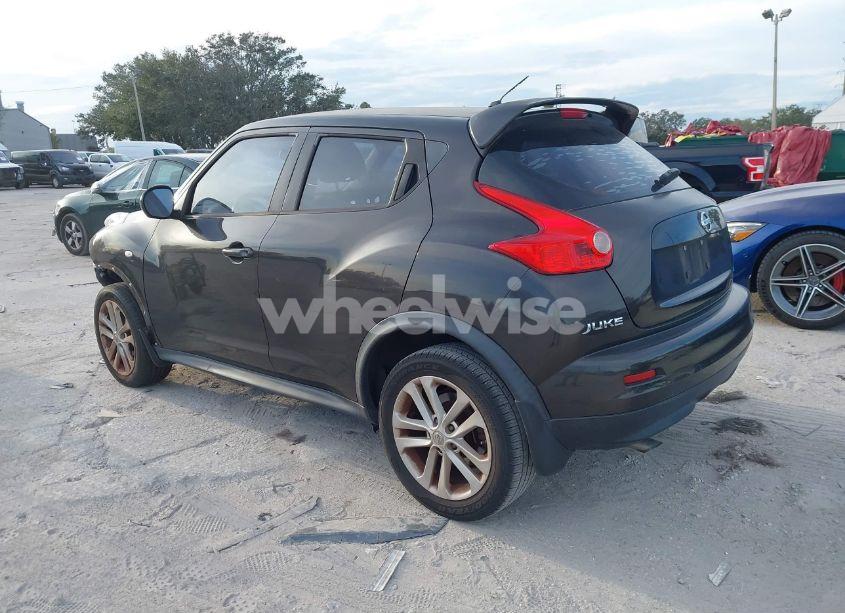 Photo 3 of 2013 Nissan Juke S (VIN JN8AF5MR3DT203918)