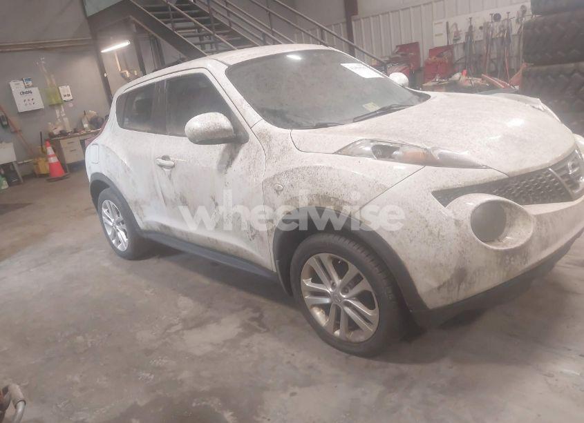 2013 Nissan Juke S (VIN JN8AF5MR3DT206673) main photo