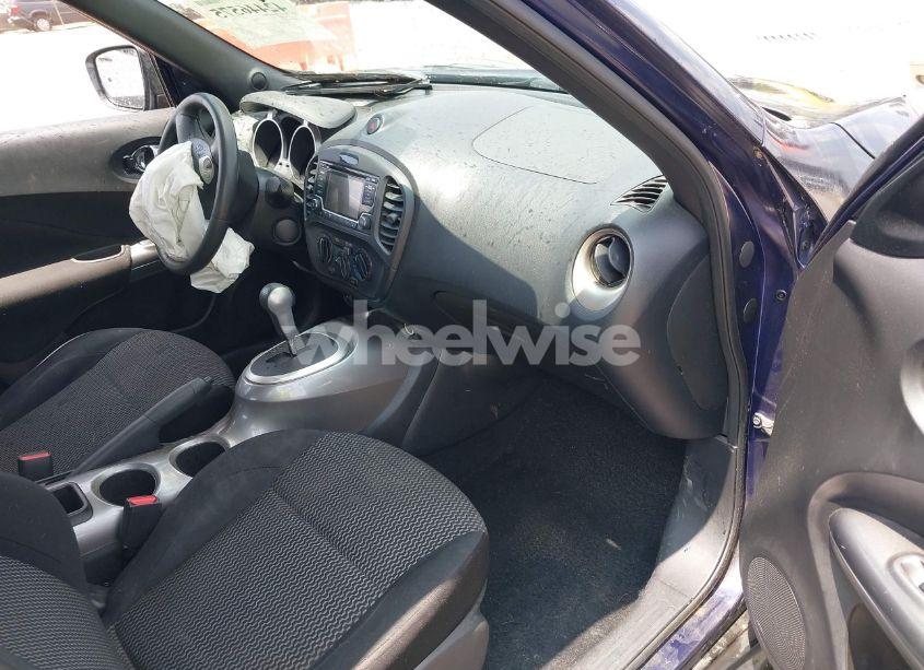 Photo 5 of 2015 Nissan Juke S (VIN JN8AF5MR3FT506118)