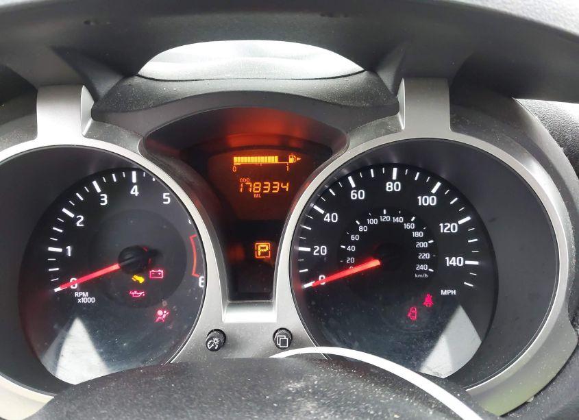 Photo 7 of 2017 Nissan Juke S (VIN JN8AF5MR3HT705401)