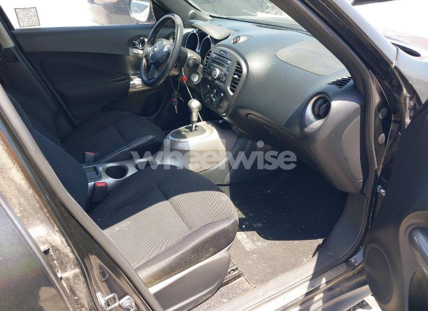 Photo 5 of 2011 Nissan Juke S (VIN JN8AF5MR4BT002753)