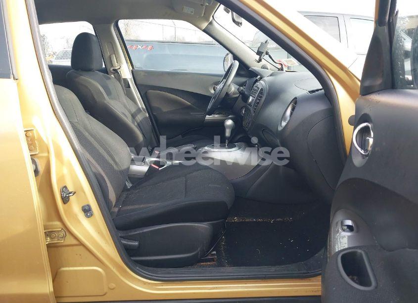 Photo 5 of 2013 Nissan Juke S (VIN JN8AF5MR4DT207976)