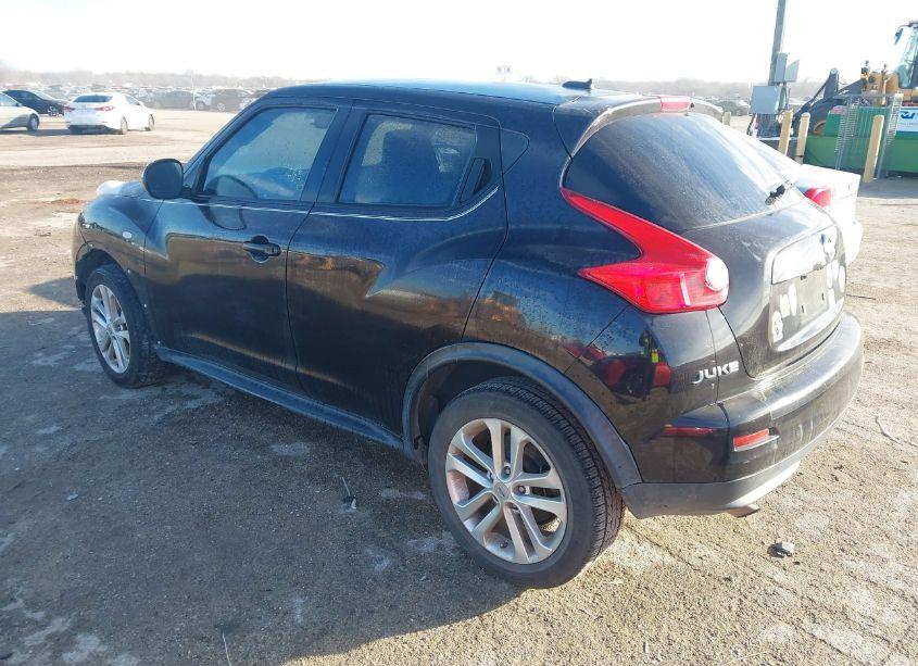 Photo 3 of 2014 Nissan Juke SV (VIN JN8AF5MR4ET355076)