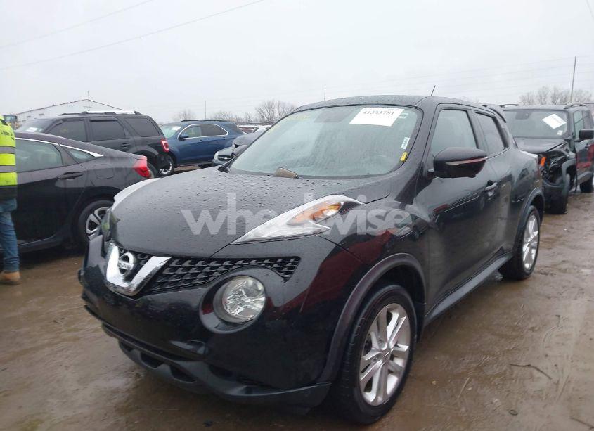 Photo 2 of 2015 Nissan Juke SV (VIN JN8AF5MR4FT508881)