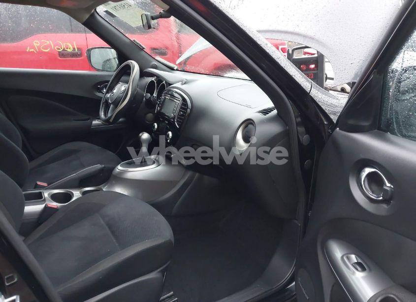 Photo 5 of 2015 Nissan Juke SV (VIN JN8AF5MR4FT508881)