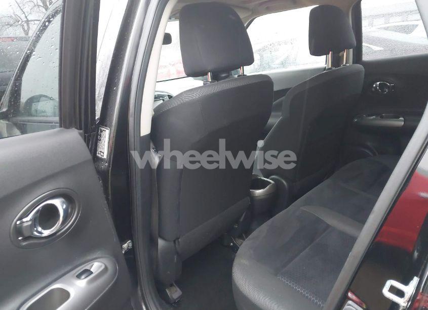 Photo 8 of 2015 Nissan Juke SV (VIN JN8AF5MR4FT508881)