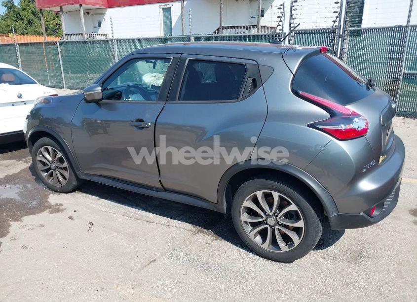 Photo 3 of 2017 Nissan Juke SV (VIN JN8AF5MR4HT700675)