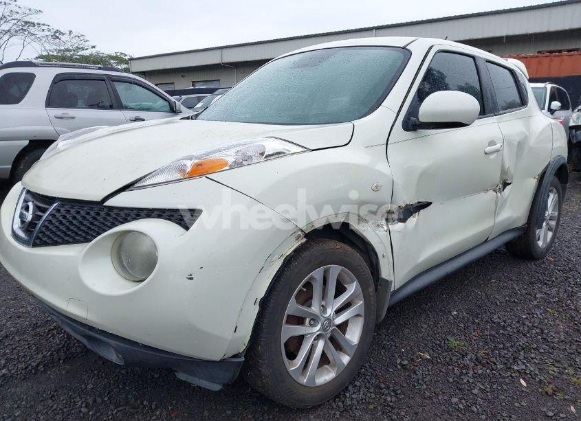 Photo 6 of 2011 Nissan Juke SL (VIN JN8AF5MR5BT009985)