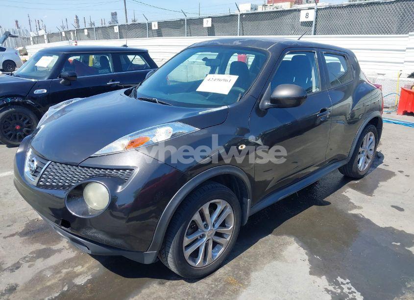 Photo 2 of 2011 Nissan Juke S (VIN JN8AF5MR5BT019075)