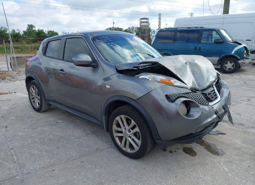 2013 Nissan Juke S (VIN JN8AF5MR5DT207842) main photo