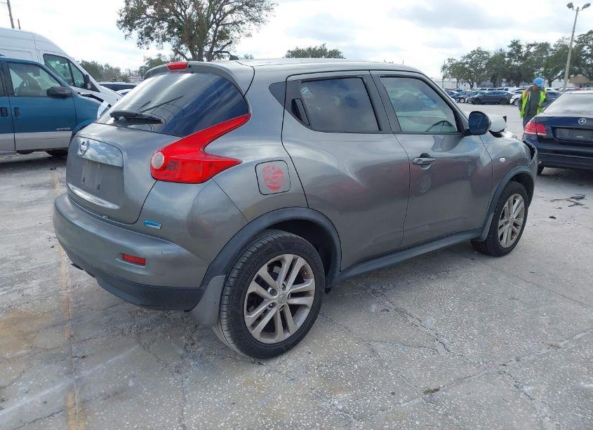 Photo 4 of 2013 Nissan Juke S (VIN JN8AF5MR5DT207842)