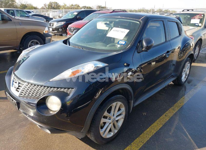 Photo 2 of 2013 Nissan Juke SL (VIN JN8AF5MR5DT213804)