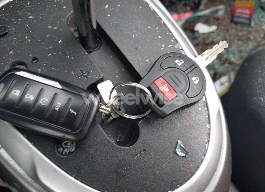 Photo 11 of 2014 Nissan Juke S (VIN JN8AF5MR5ET356608)