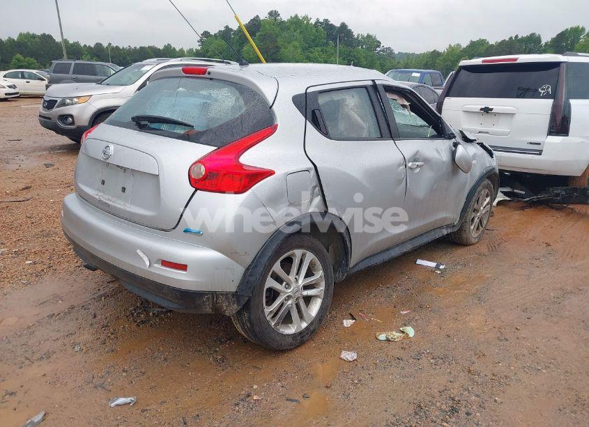 Photo 4 of 2014 Nissan Juke S (VIN JN8AF5MR5ET356608)