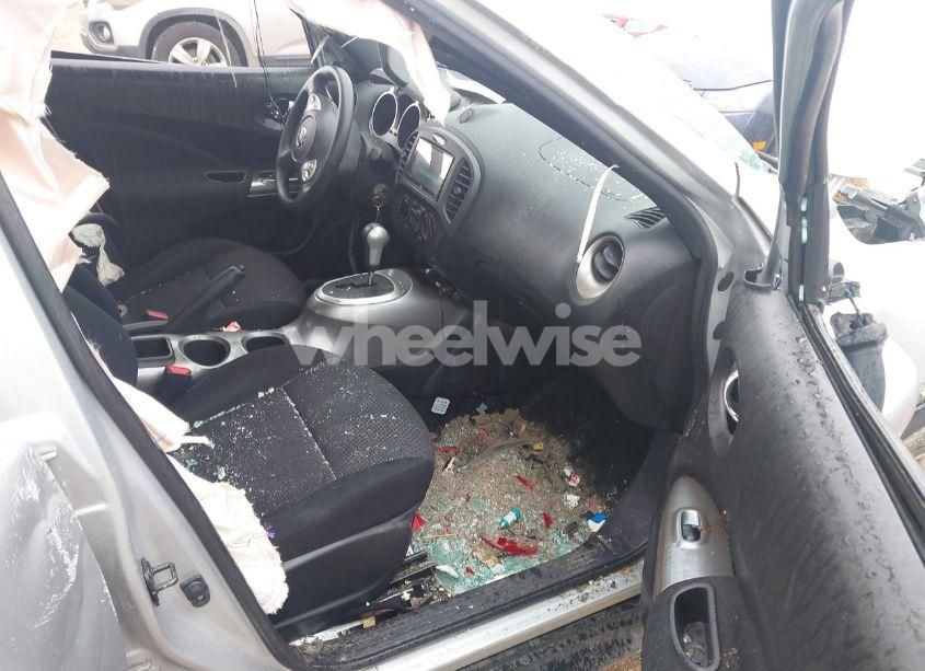 Photo 5 of 2014 Nissan Juke S (VIN JN8AF5MR5ET356608)