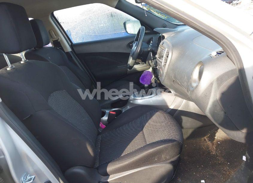 Photo 5 of 2017 Nissan Juke S (VIN JN8AF5MR5HT700099)