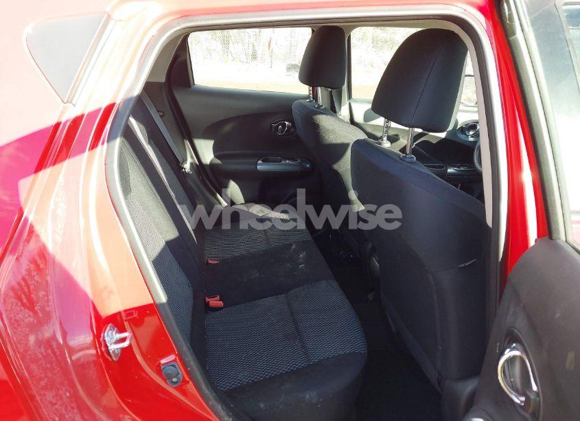 Photo 8 of 2017 Nissan Juke S (VIN JN8AF5MR5HT701611)