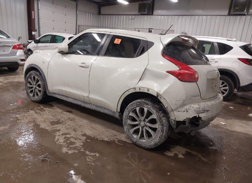 Photo 3 of 2011 Nissan Juke SV (VIN JN8AF5MR6BT006691)