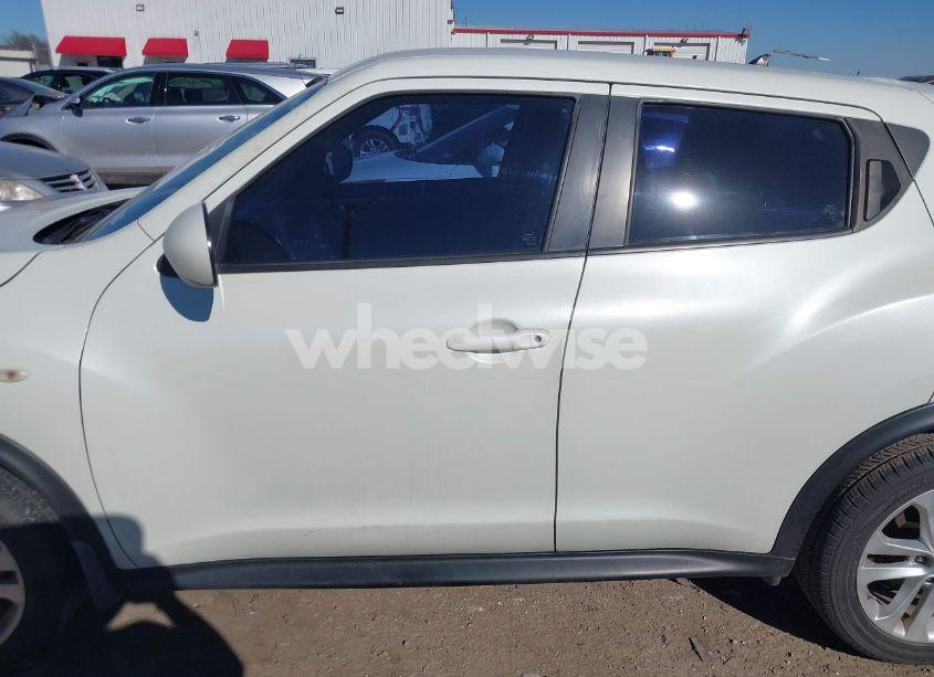 Photo 14 of 2012 Nissan Juke S (VIN JN8AF5MR6CT115265)