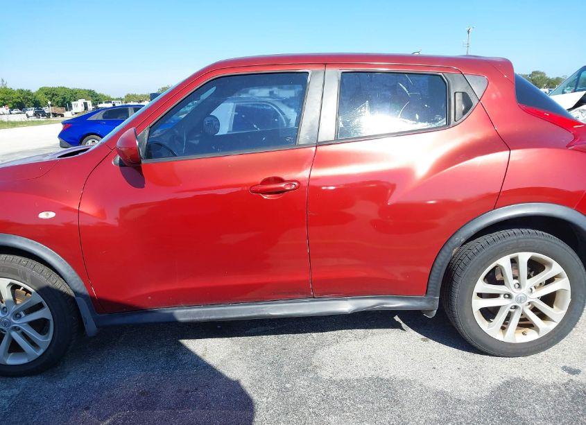 Photo 6 of 2013 Nissan Juke S (VIN JN8AF5MR6DT218848)