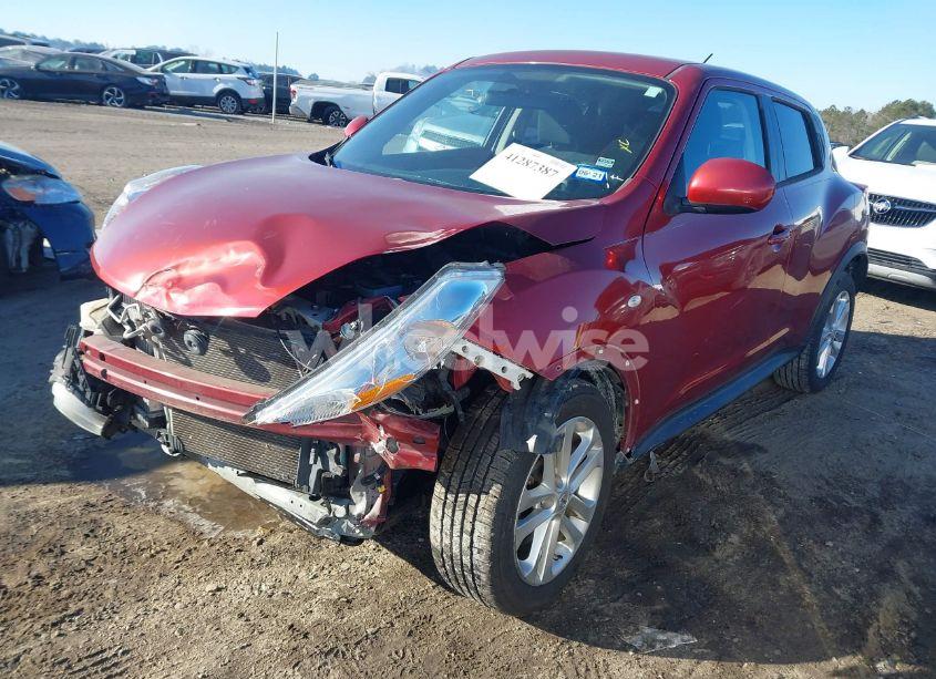 Photo 2 of 2014 Nissan Juke SV (VIN JN8AF5MR6ET356729)