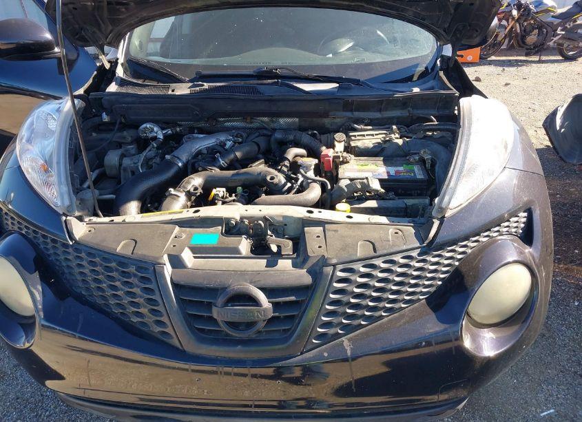 Photo 10 of 2014 Nissan Juke S (VIN JN8AF5MR6ET356942)