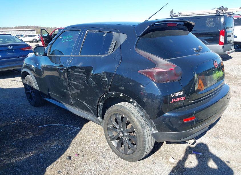 Photo 3 of 2014 Nissan Juke S (VIN JN8AF5MR6ET356942)