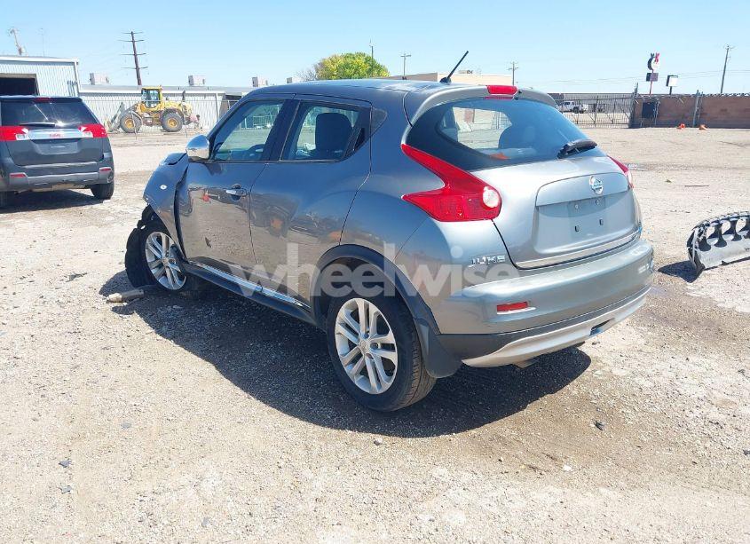 Photo 3 of 2014 Nissan Juke S (VIN JN8AF5MR6ET454515)