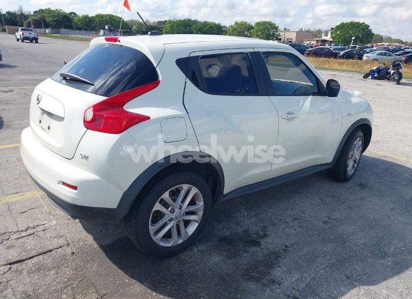 Photo 4 of 2011 Nissan Juke SV (VIN JN8AF5MR7BT011284)