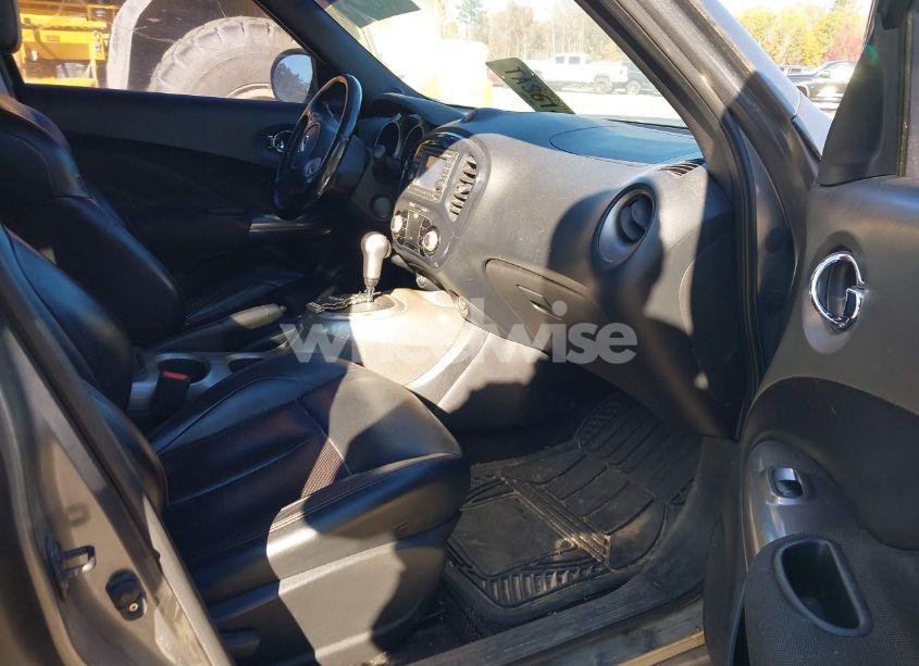 Photo 5 of 2011 Nissan Juke SL (VIN JN8AF5MR7BT014735)