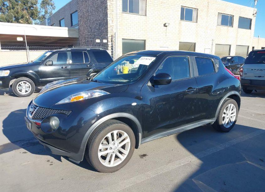 Photo 2 of 2011 Nissan Juke SL (VIN JN8AF5MR7BT021605)