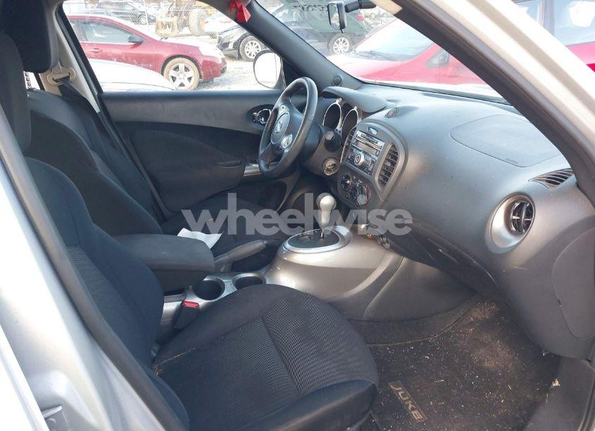 Photo 5 of 2013 Nissan Juke S (VIN JN8AF5MR7DT201928)