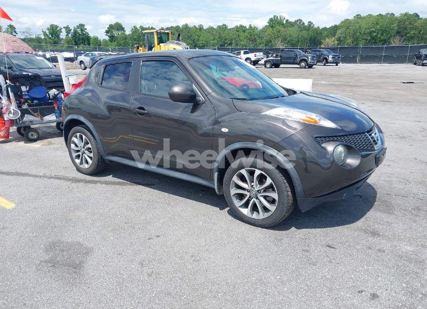 2013 Nissan Juke SL (VIN JN8AF5MR7DT204246) main photo
