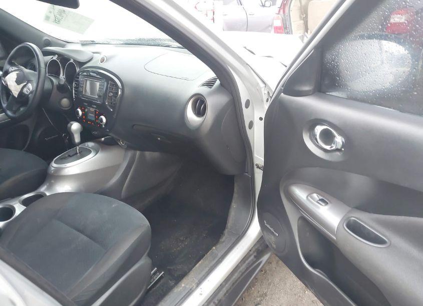 Photo 5 of 2014 Nissan Juke SV (VIN JN8AF5MR7ET351443)