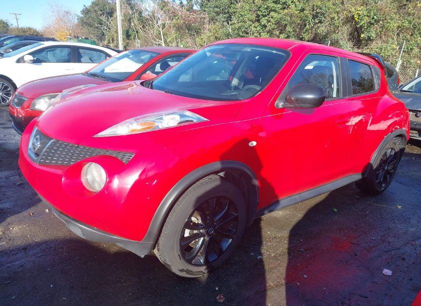 Photo 2 of 2014 Nissan Juke S (VIN JN8AF5MR7ET360420)