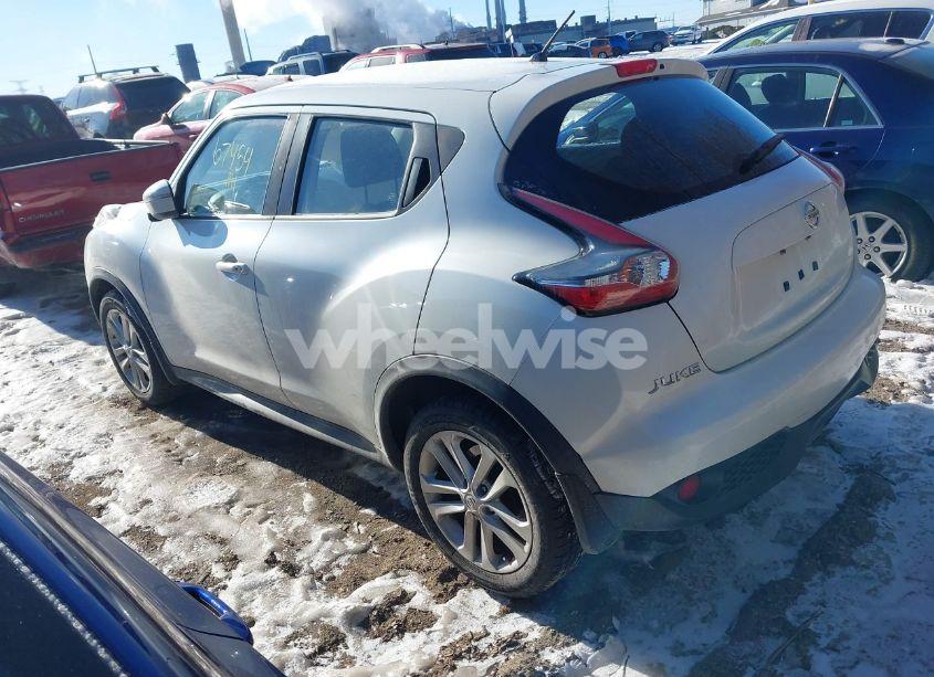 Photo 3 of 2015 Nissan Juke S (VIN JN8AF5MR7FT513105)