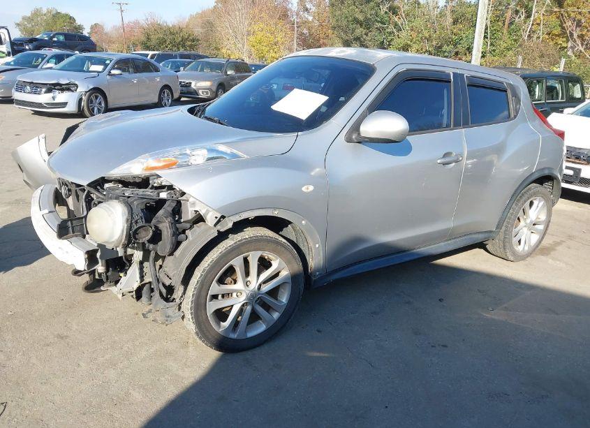 Photo 2 of 2011 Nissan Juke SV (VIN JN8AF5MR8BT010774)
