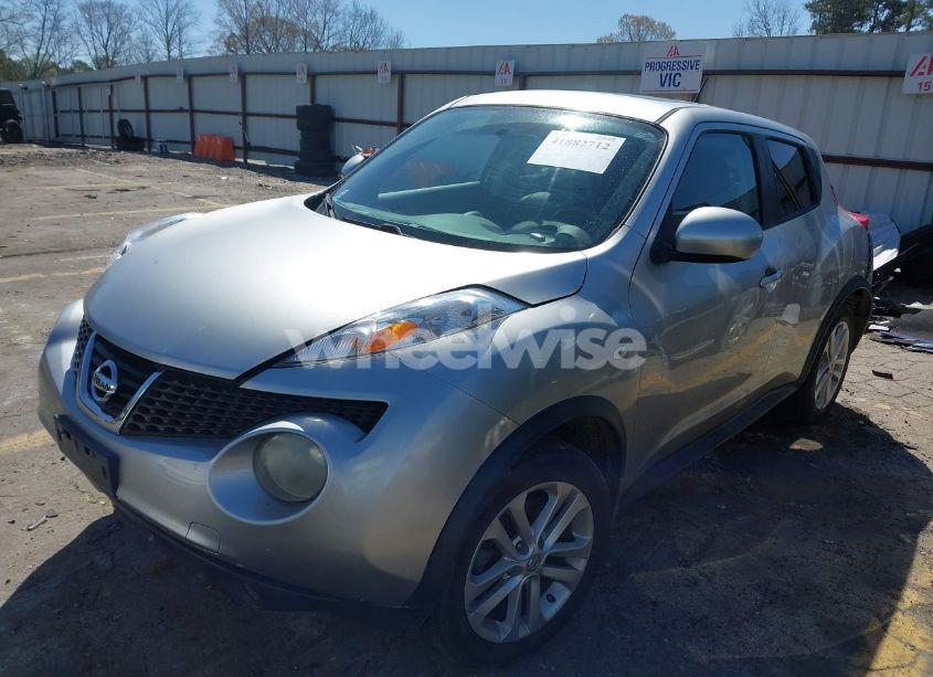Photo 2 of 2011 Nissan Juke SL (VIN JN8AF5MR8BT018745)